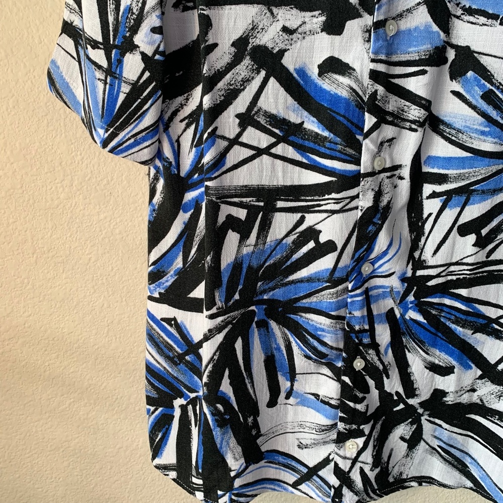 Zara Relaxed Fit Short Sleeve Button-Up Shirt   Blue and Black Palm Print Size S - Picture 4 of 15